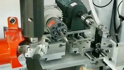 Máquina Horizontal para Perforación e Instalación de Inserciones Roscadas