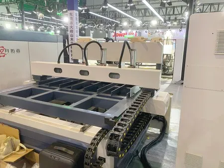 Fresadora Multicabezal CNC